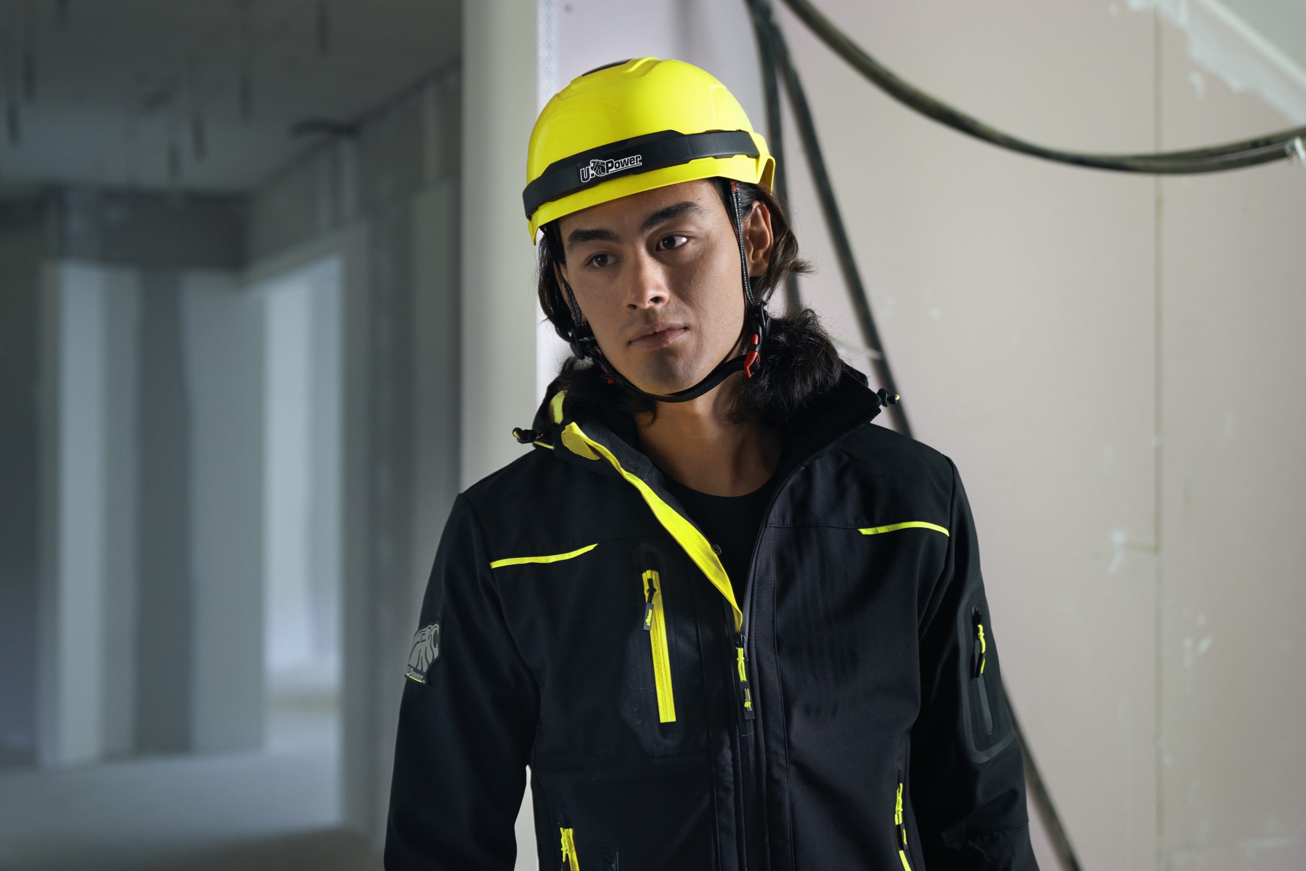 Casco Antinfortunistico di protezione per il lavoro Antares di U-Power è certificato EN 397:2012+A1:2012 per lavori in quota